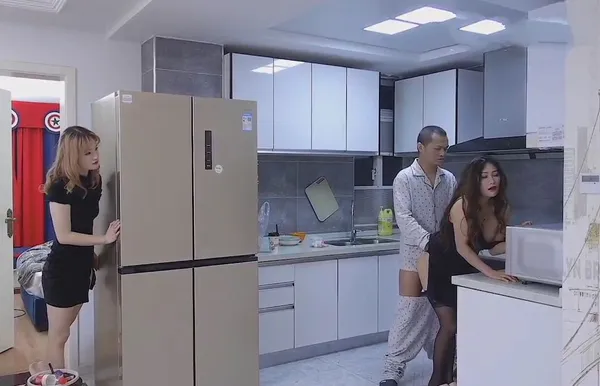 chat sex azar Con dâu “thèm” khi thường xuyên thấy cảnh bố mẹ chồng làm tình